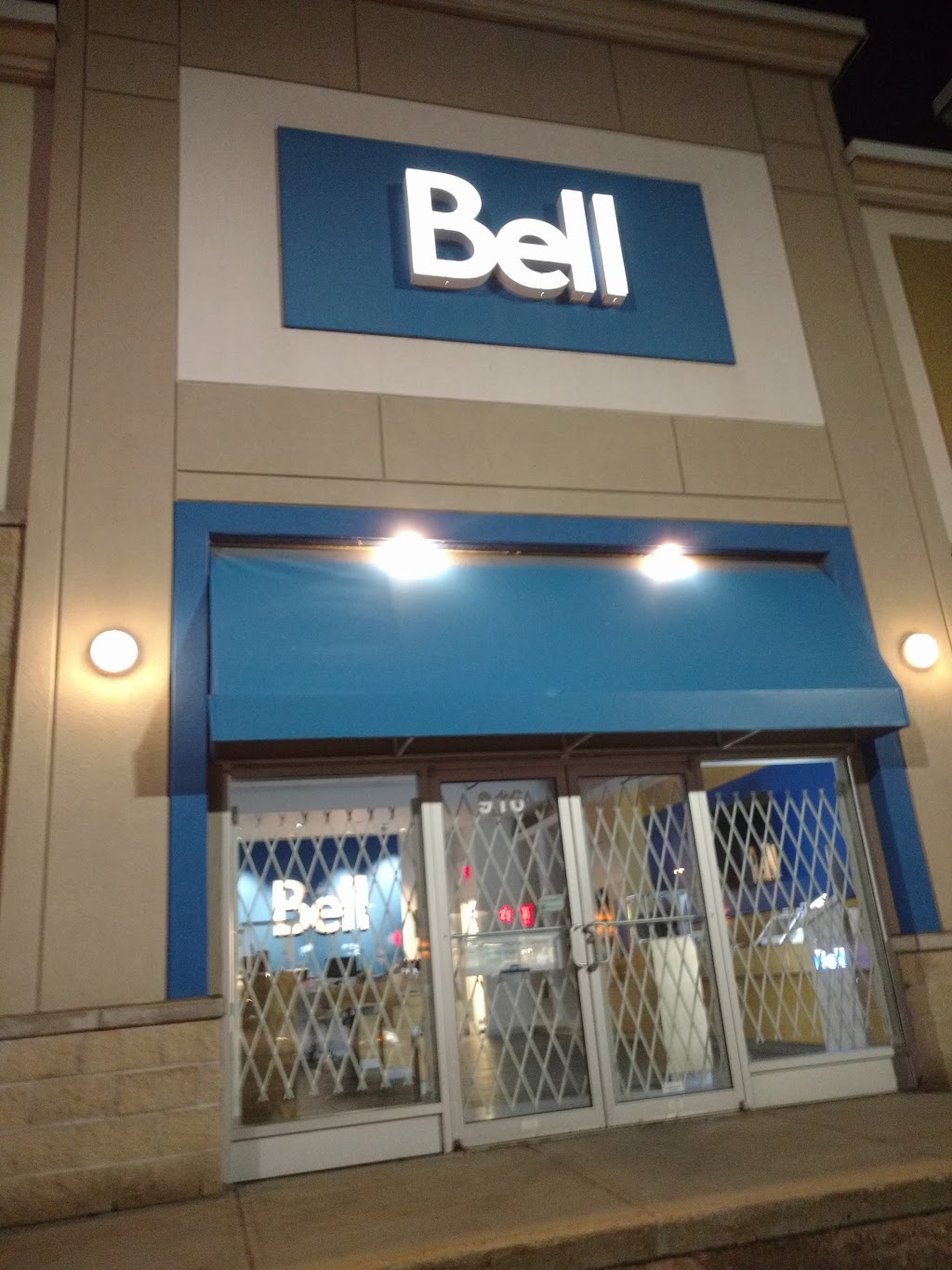 Bell | 916 Autoroute Chomedey O, Laval, QC H7X 3S9, Canada | Phone: (450) 689-3234