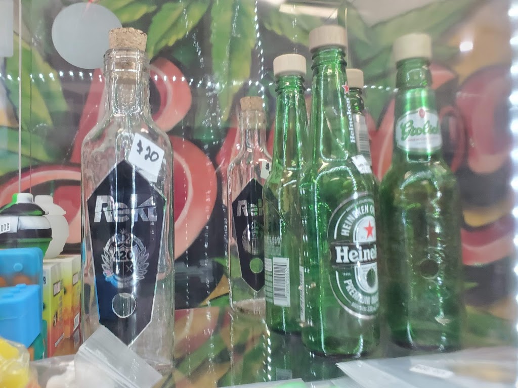 Bud Shack | 411 QC-344, Oka, QC J0N 1E0, Canada | Phone: (438) 345-8653