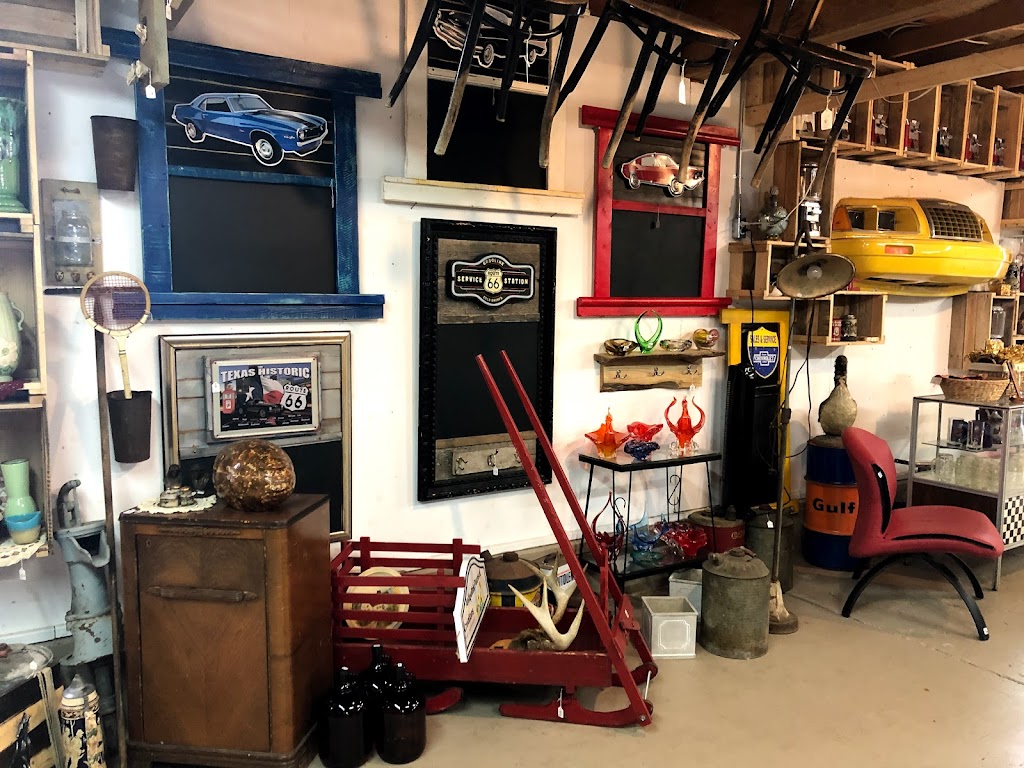 Hangar Aux Artisans | 4723 Chem. Royal, Saint-Jean-de-lÎle-dOrléans, QC G0A 3W0, Canada | Phone: (418) 569-3768