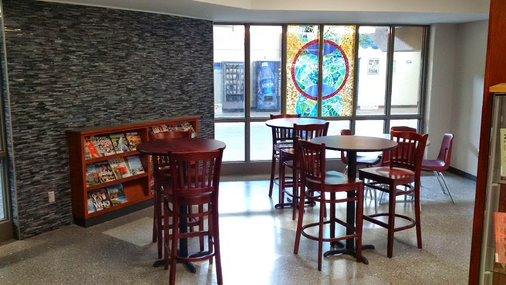 G.L. Roberts Collegiate and Vocational Institute | 399 Chaleur Ave, Oshawa, ON L1J 1G5, Canada | Phone: (905) 728-7594