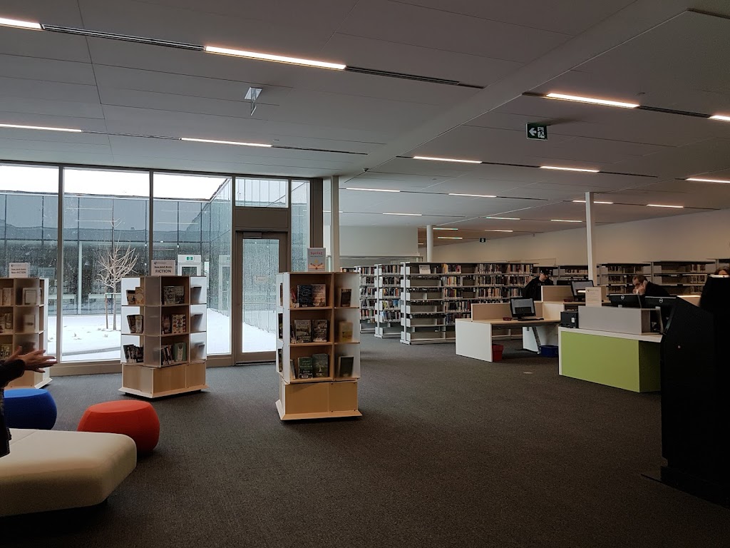 Whitchurch-Stouffville Leisure Centre | 2 Park Dr, Whitchurch-Stouffville, ON L4A 4K1, Canada | Phone: (905) 642-7529