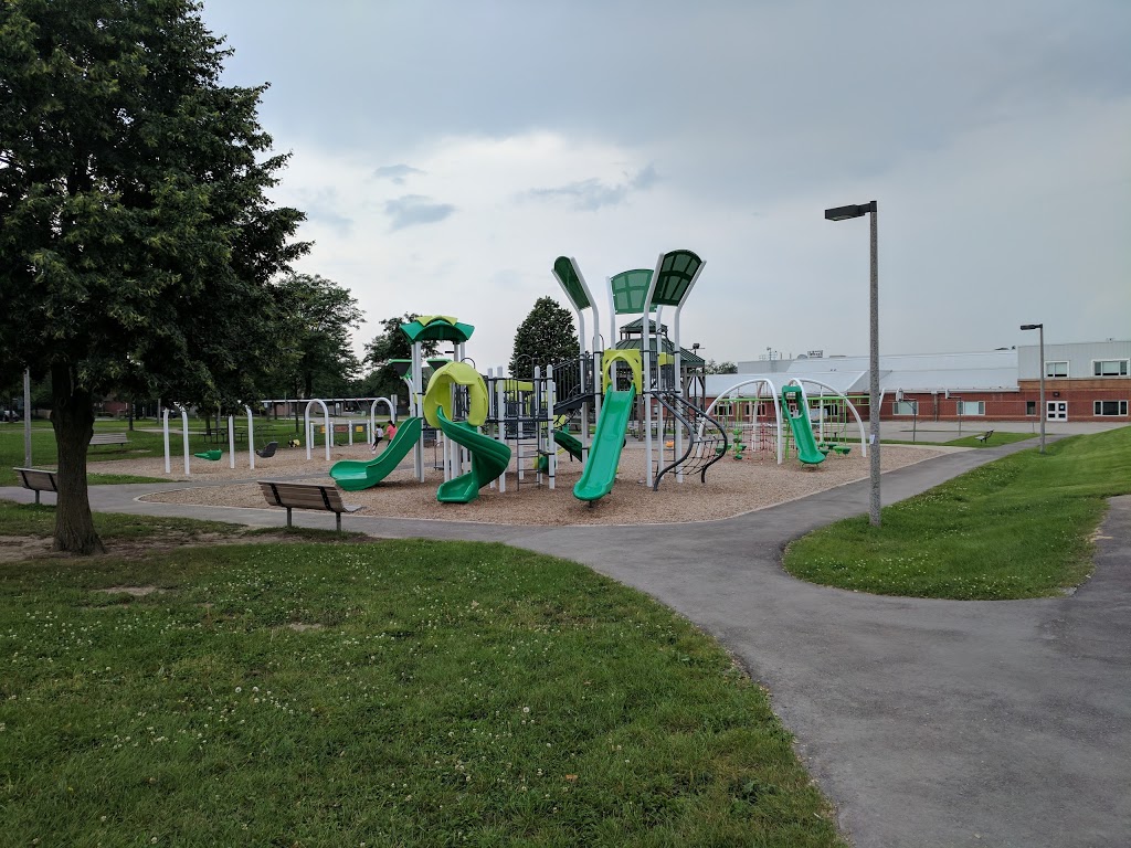 James Lloyd Park | Aurora, ON L4G 6Y7, Canada | Phone: (416) 315-6969