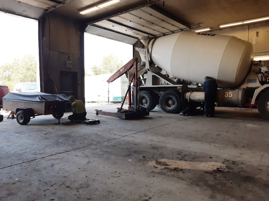 EBM Truck & Trailer | 9 Estates Rd, Lower Sackville, NS B4C 3Z2, Canada | Phone: (902) 864-5167