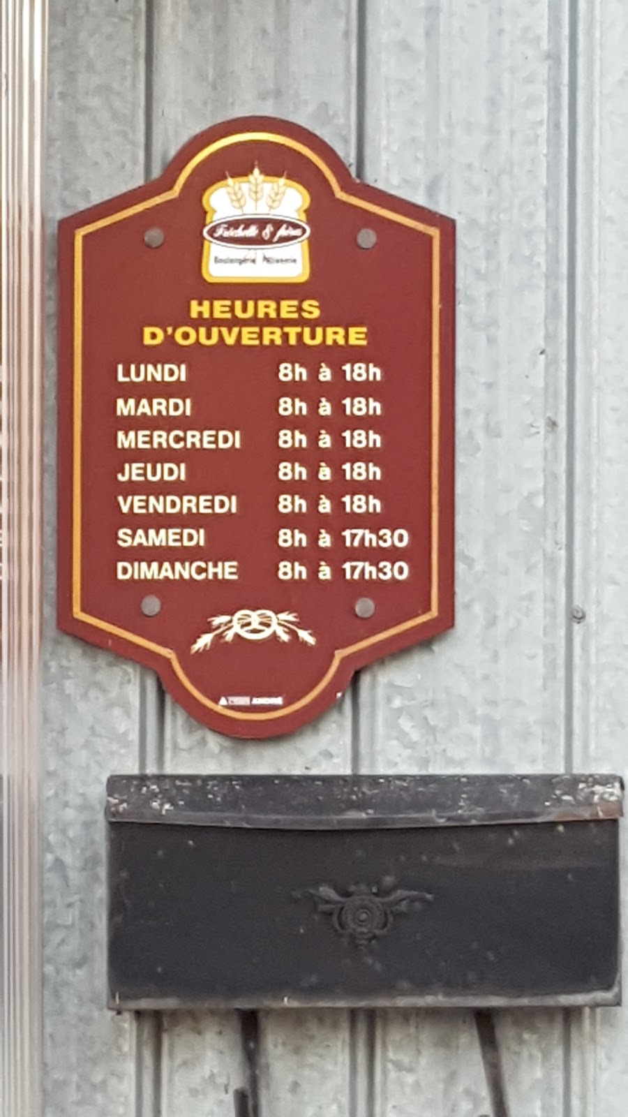 Boulangerie Frechette & Freres | 2140 Boulevard Mercure, Drummondville, QC J2B 3P8, Canada | Phone: (819) 477-9882