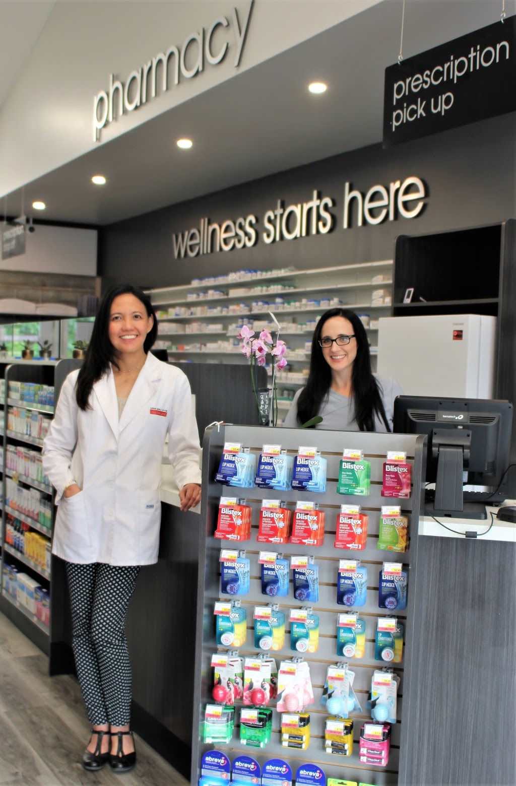 Pharmasave Muskoka Wharf | 125 Steamship Bay Rd #3, Gravenhurst, ON P1P 1Z9, Canada | Phone: (705) 687-2828
