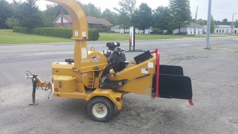 Vente et Location Dubois inc. | 5554 Chemin de lAéroport, Valcourt, QC J0E 2L0, Canada | Phone: (450) 532-2618