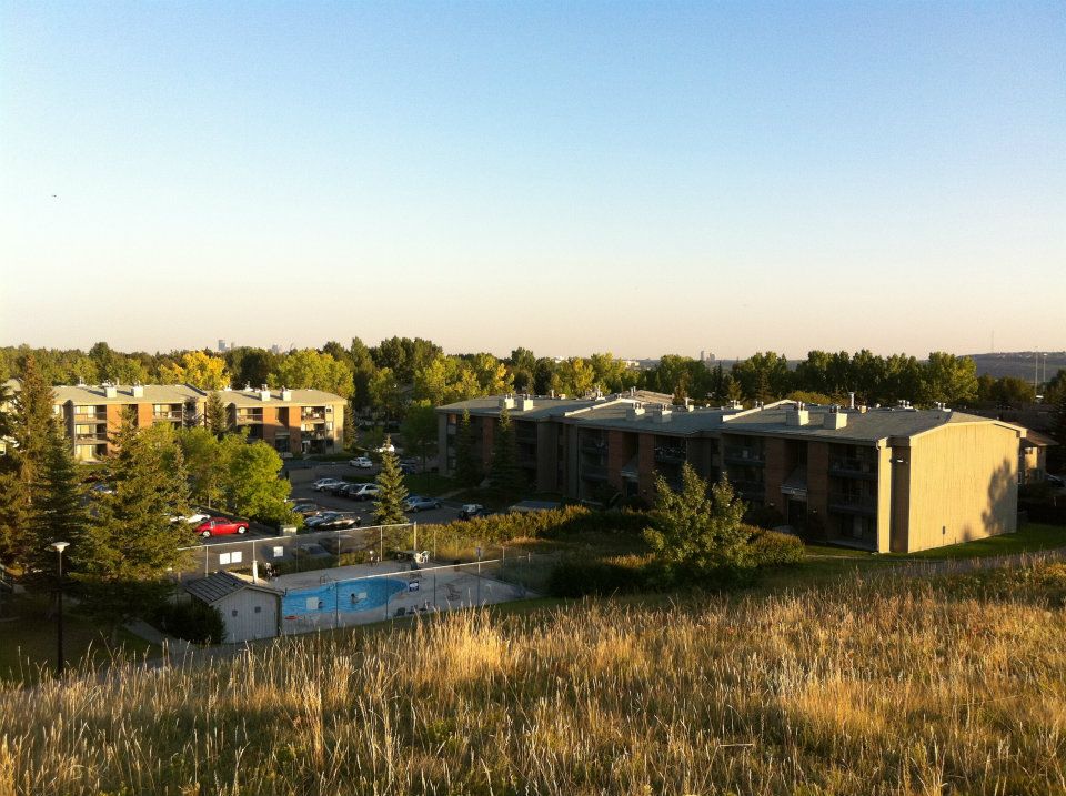 Raintree Village | 6651 Ranchview Dr NW #3306, Calgary, AB T3G 1P3, Canada | Phone: (403) 239-1600