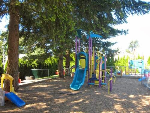 Oak Avenue Neighbourhood Hub Society | 12740 102 Ave, Surrey, BC V3V 3E5, Canada | Phone: (604) 582-7088