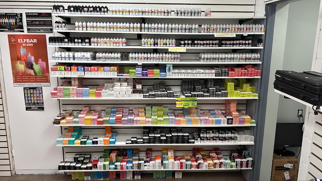 Vape Canco Duncan | 3300 Cowichan Lake Rd, Duncan, BC V9L 4C3, Canada | Phone: (778) 387-3120