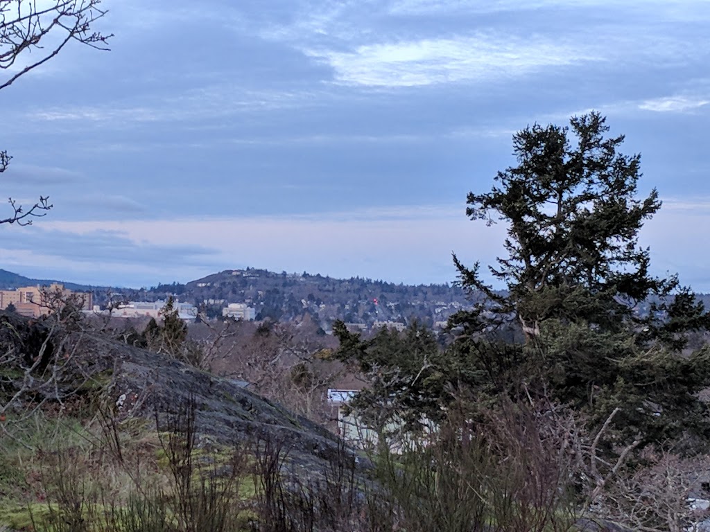 Gonzales Hill Regional Park | Denison Rd, Victoria, BC V8S 4K3, Canada | Phone: (250) 360-3000