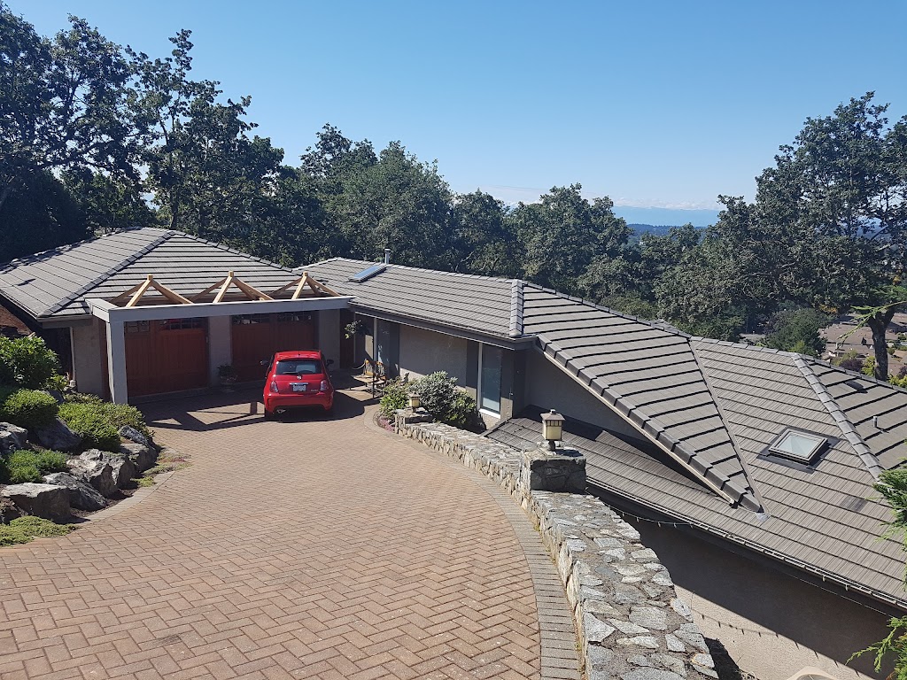 The Great Canadian Roof Doctor Inc. | 2984 Lakewood Pl, Victoria, BC V9B 6B1, Canada | Phone: (250) 858-0103