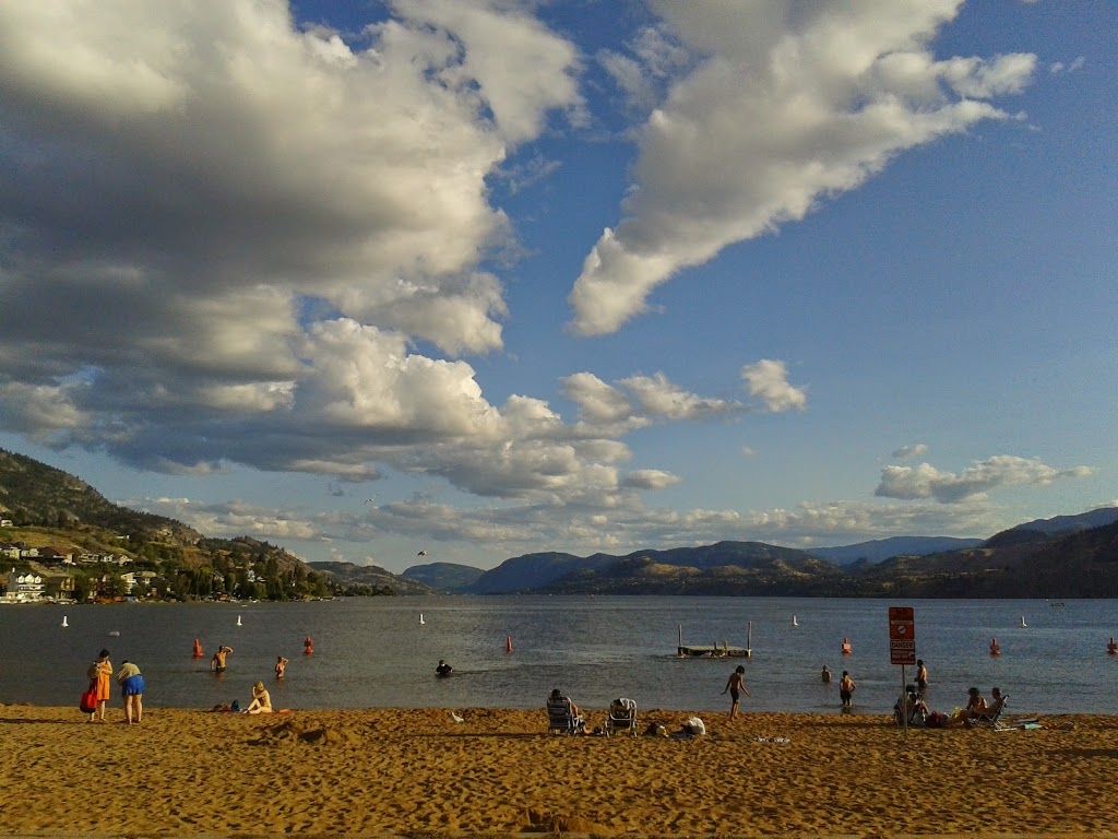 Waterfront Inn | 3688 Parkview St, Penticton, BC V2A 6H1, Canada | Phone: (250) 492-8228