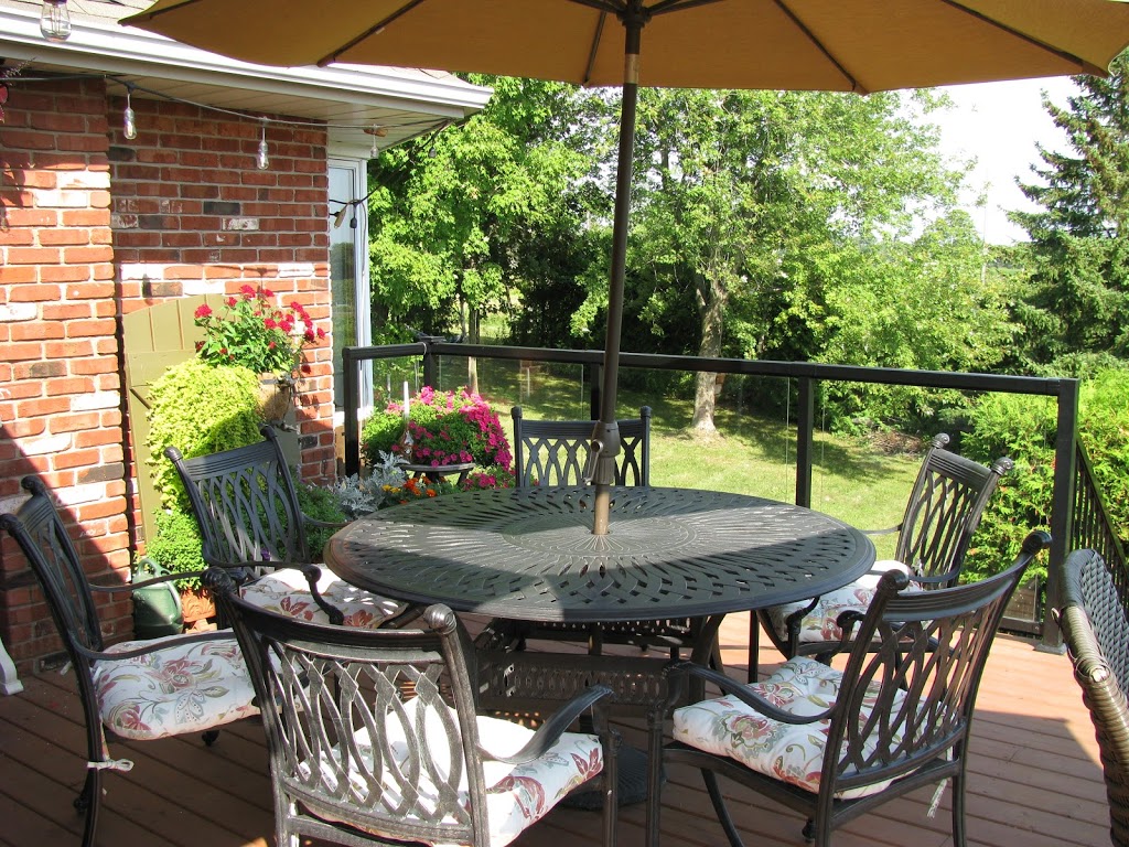 Burma Park on the bench | 3801 Cherry Ave, Vineland, ON L0R 2C0, Canada | Phone: (905) 562-7572