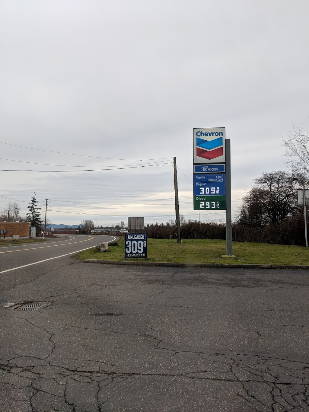 Chevron | 5639 Pacific Hwy, Ferndale, WA 98248, USA | Phone: (360) 312-1100