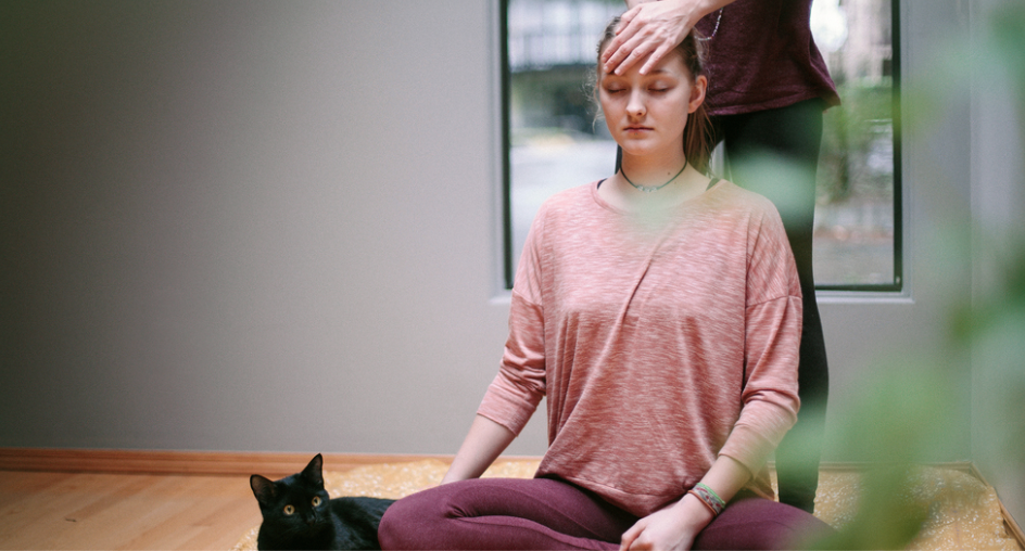 Jen Owens Yoga | 701 Wellington Dr, North Vancouver, BC V7K 1K8, Canada | Phone: (604) 990-1045