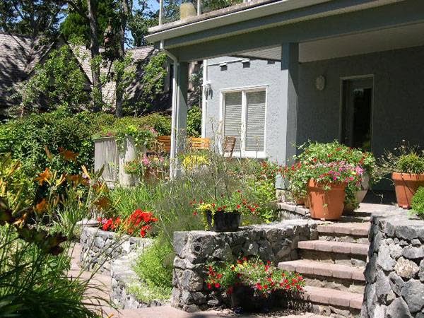 Waterloo Garden Suite | 1987 Waterloo Rd, Victoria, BC V8P 1J4, Canada | Phone: (250) 592-6788