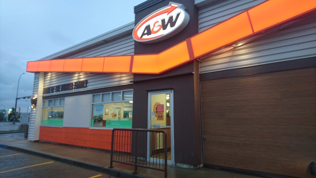 A&W Canada | 1103 18 St SE, High River, AB T1V 1M5, Canada | Phone: (403) 652-7233