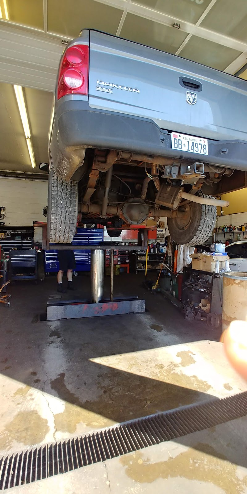 Auto Works Niagara | 6785 Cropp St, Niagara Falls, ON L2E 7E4, Canada | Phone: (905) 358-6404