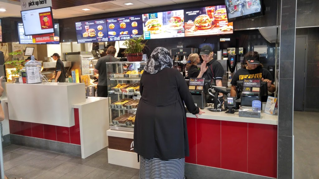 McDonalds | 21 Upper Centennial Pkwy S., Stoney Creek, ON L8J 3W2, Canada | Phone: (905) 664-6826