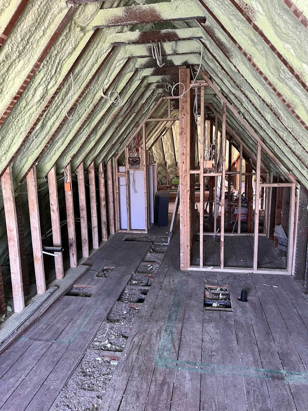 Ottawa Valley Spray Foam | 1549 Mine View Rd, Cobden, ON K0J 1K0, Canada | Phone: (613) 401-9668