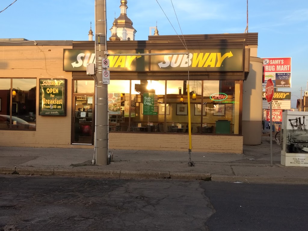 Subway | 847 Barton St E, Hamilton, ON L8L 3B4, Canada | Phone: (905) 547-7360
