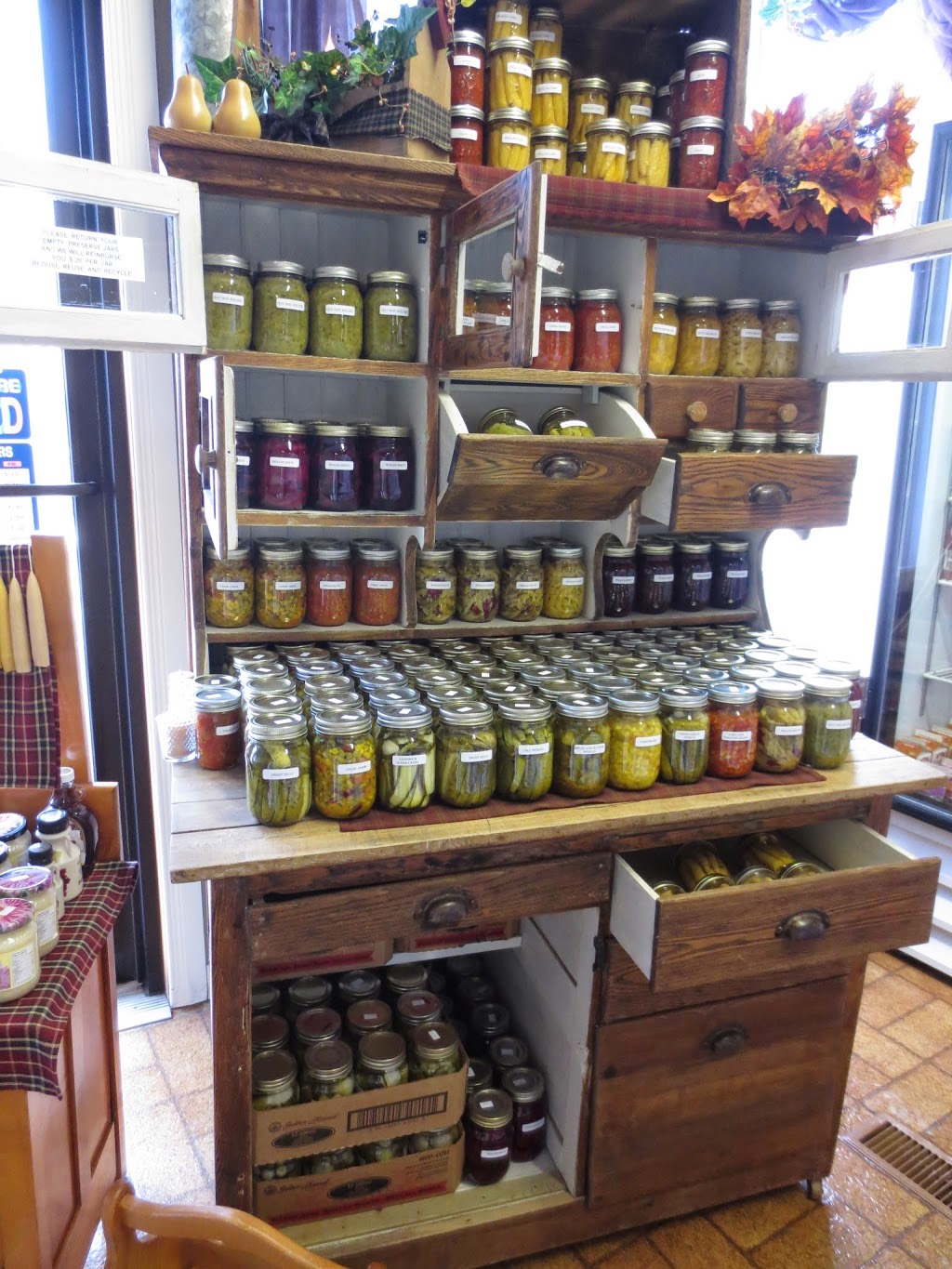 E & Es Cloth & Creations | 4463 Perth County Line 72, Newton, ON N0K 1R0, Canada | Phone: (519) 595-8569