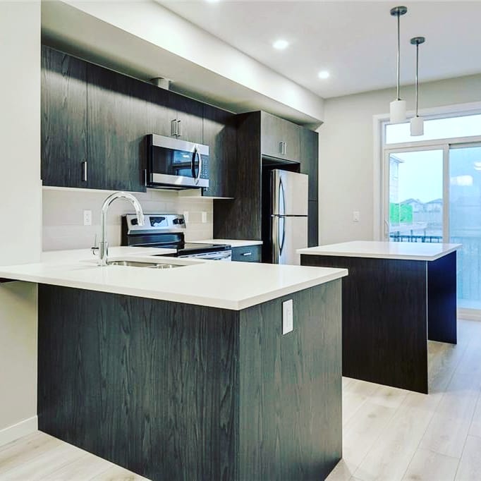 Southpoint by Vesta Properties | 600 South Point, Heath SW, Airdrie, AB T4B 0X2, Canada | Phone: (403) 980-1979