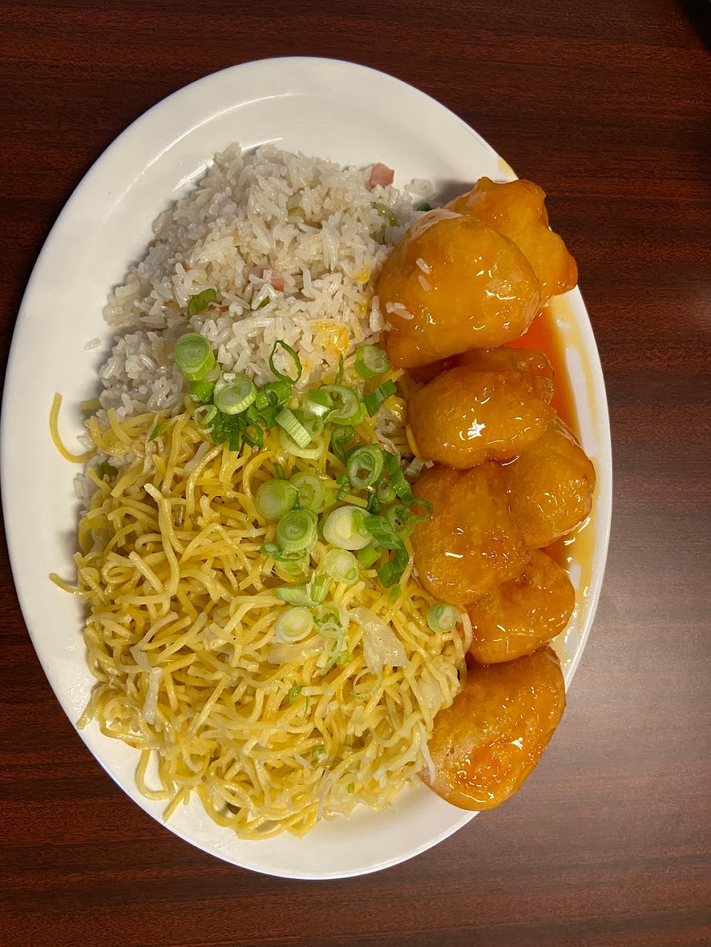 Twins Restaurant | 8331 Chappelle Way SW, Edmonton, AB T6W 4S1, Canada | Phone: (780) 705-7872
