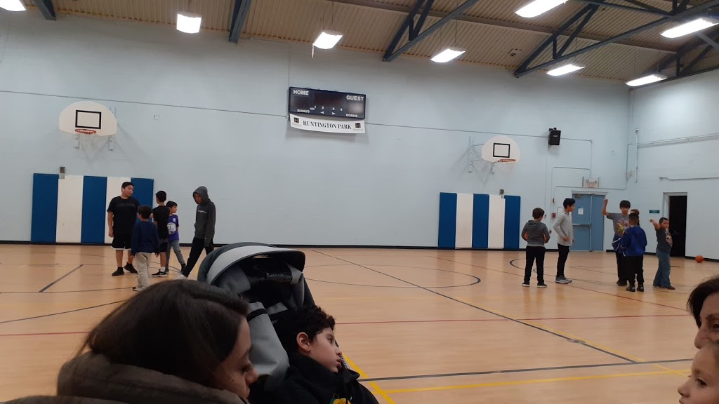 Huntington Park Recreation Centre | 87 Brentwood Dr, Hamilton, ON L8T 3W4, Canada | Phone: (905) 546-4880