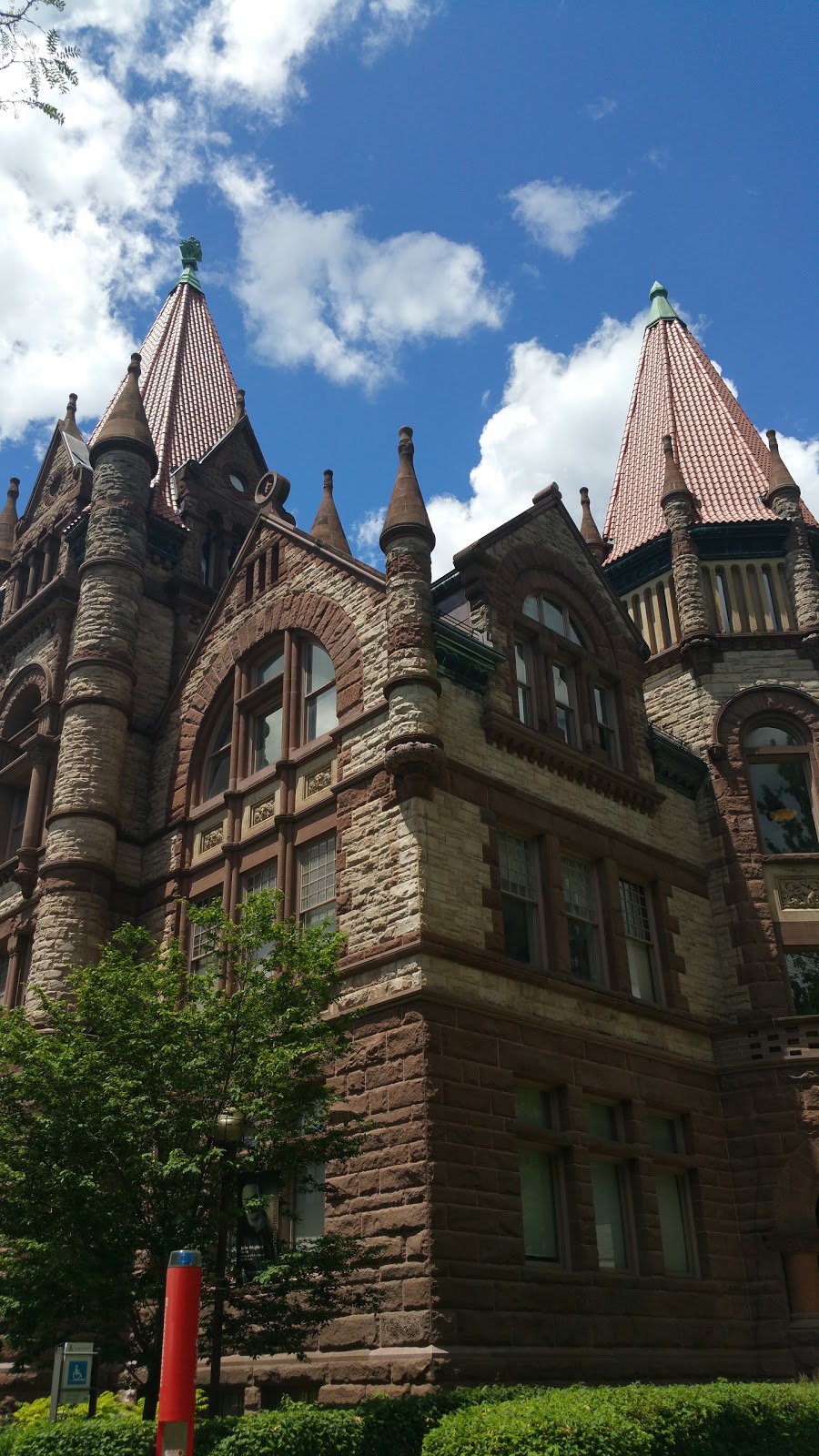The University of Toronto Oral and Maxillofacial Surgery | 124 Edward St, Toronto, ON M5G 1G6, Canada | Phone: (416) 864-8000