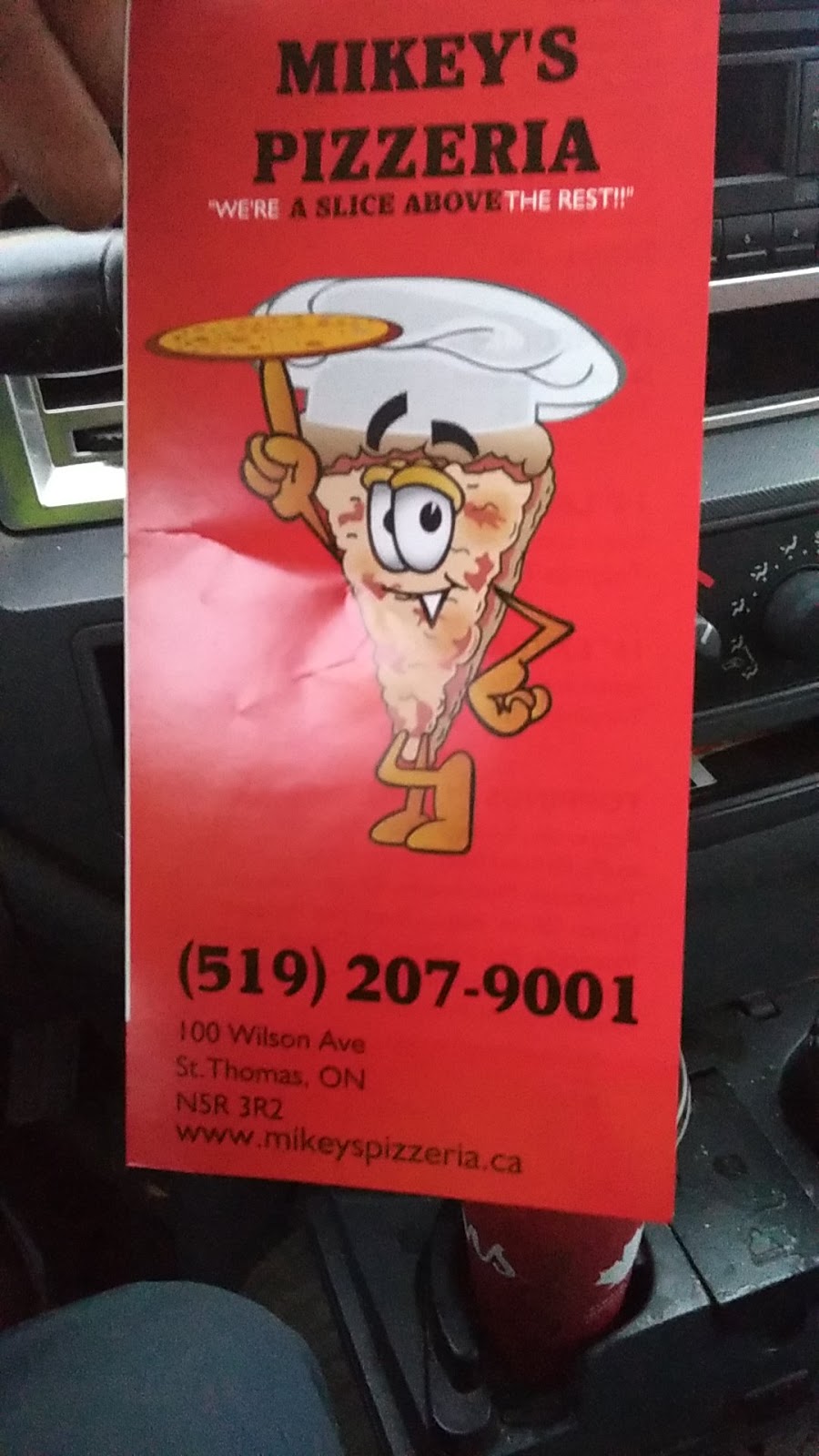 Mikeys pizzeria | 100 Wilson Ave, St Thomas, ON N5R 3R2, Canada | Phone: (519) 207-9001