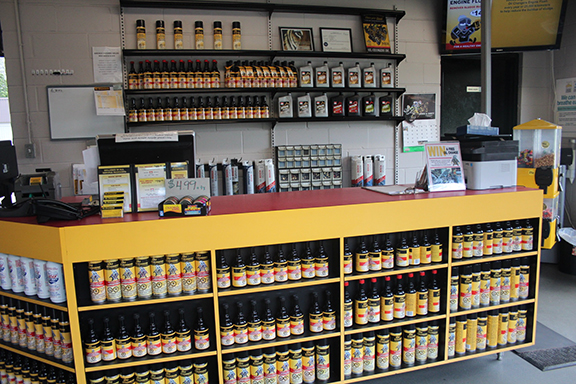 Oil Changers | 1457 Woodroffe Ave, Nepean, ON K2G 1W1, Canada | Phone: (613) 274-7999