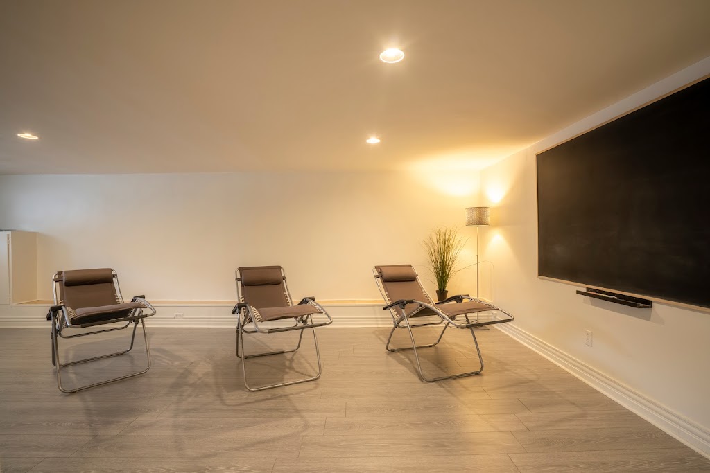 Emeraude Collectif | 1135 Bd Saint-Joseph E, Montréal, QC H2J 1L3, Canada | Phone: (438) 365-2429