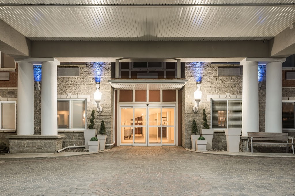 Holiday Inn Express & Suites 1000 Islands - Gananoque | 777 King St E, Gananoque, ON K7G 1H3, Canada | Phone: (613) 382-8338