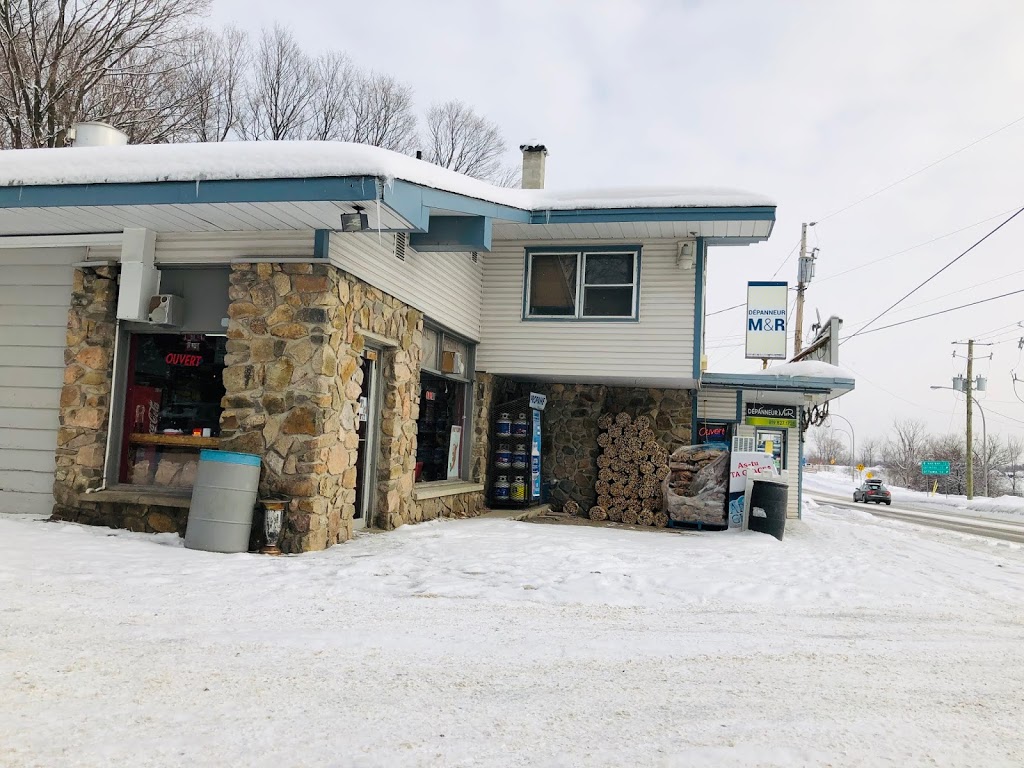 Depanneur M&R | 152 Chemin Old Chelsea, Chelsea, QC J9B 1J3, Canada | Phone: (819) 827-1728