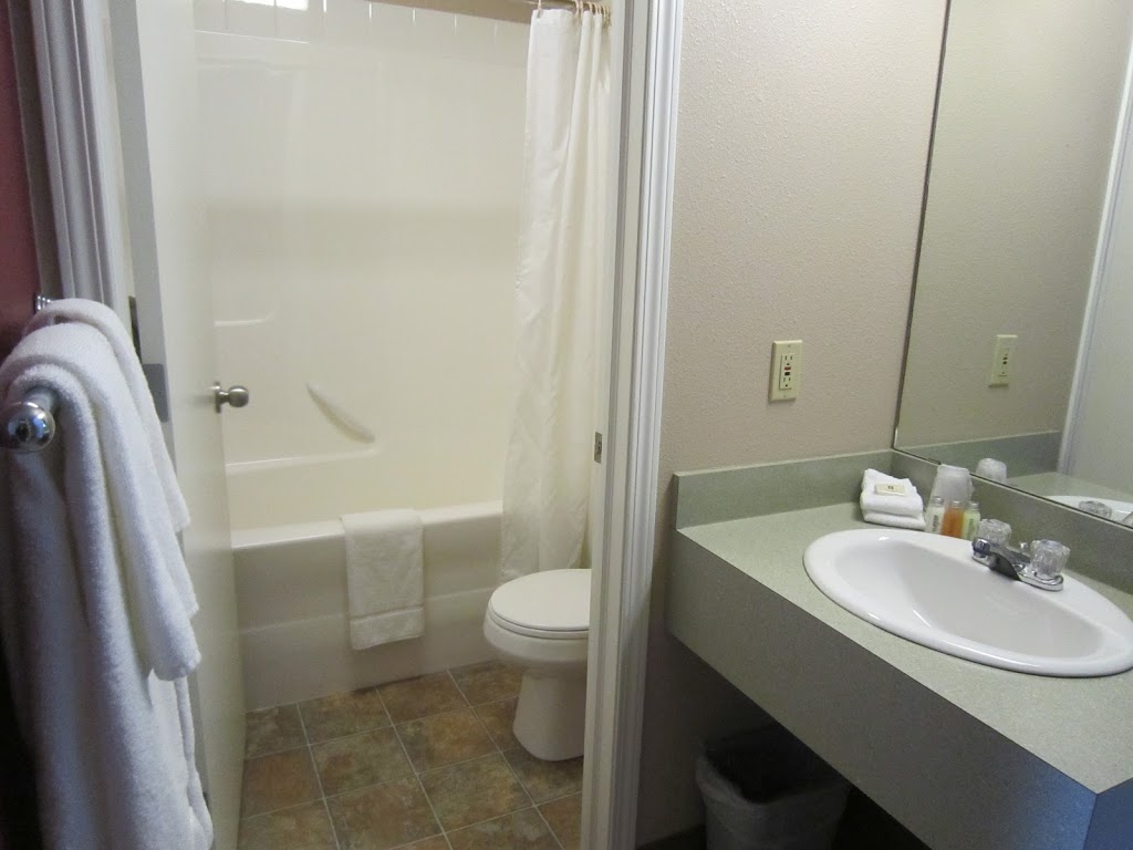 Castle Mountain Ski Lodge | Box 566, Pincher Creek No. 9, AB T0K 1W0, Canada | Phone: (403) 627-5121