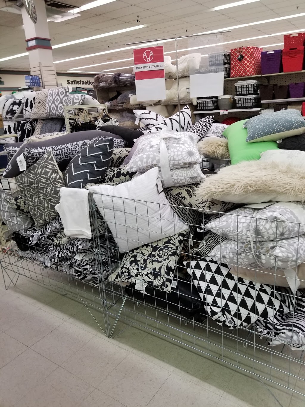Hart | 940 Chemin du Sault, Saint-Romuald, QC G6W 5M6, Canada | Phone: (418) 834-8447