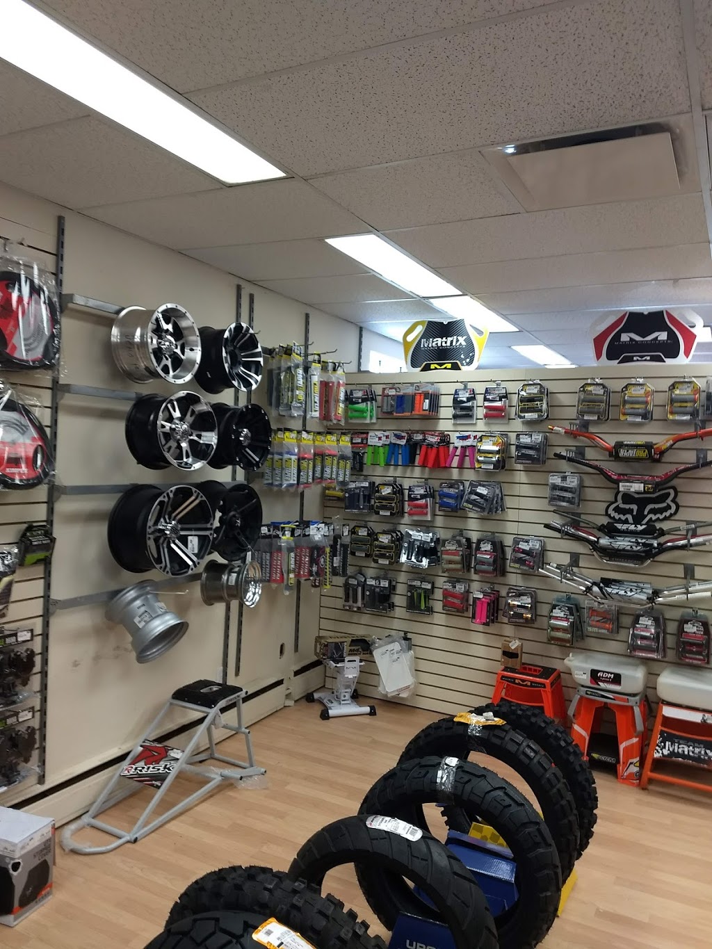 ADM Sport Québec | 1831 Boulevard Wilfrid-Hamel, Québec, QC G1N 3Z1, Canada | Phone: (418) 527-4489