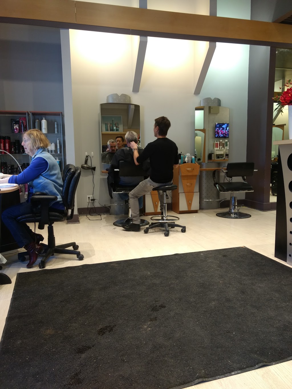 Cebado Hair Salon | 1732 Corydon Ave, Winnipeg, MB R3N 0K3, Canada | Phone: (204) 488-3099