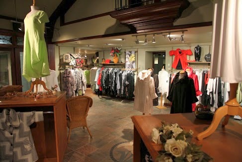 Boutique Liliane Bruneau Inc | 27 Rue Saint Louis, Sainte-Agathe-des-Monts, QC J8C 1P4, Canada | Phone: (819) 326-1041