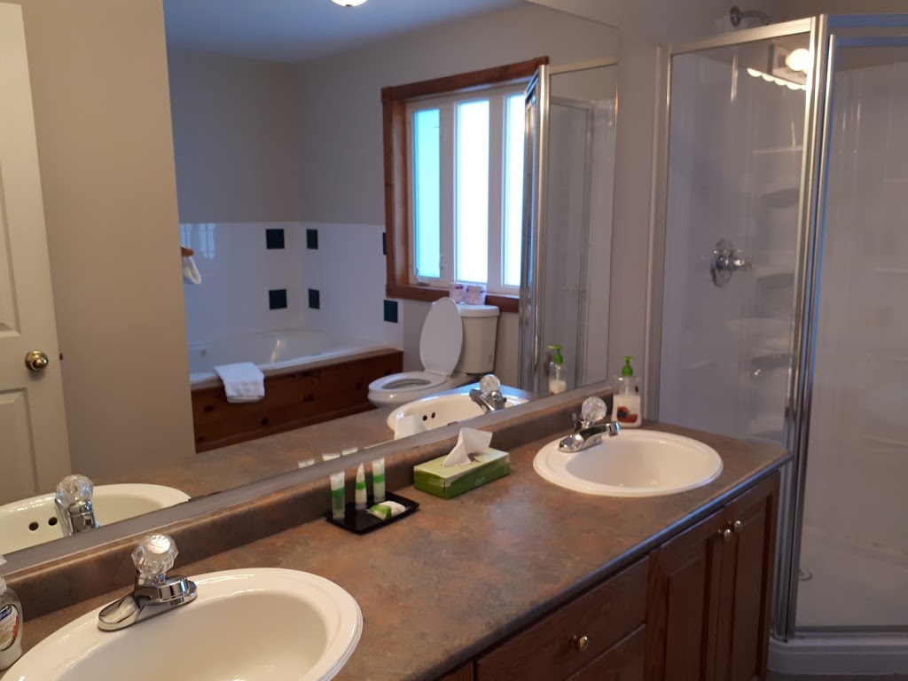 Summit Ridge1 | 104 Arlberg Crescent, The Blue Mountains, ON L9Y 0N7, Canada | Phone: (855) 215-0505