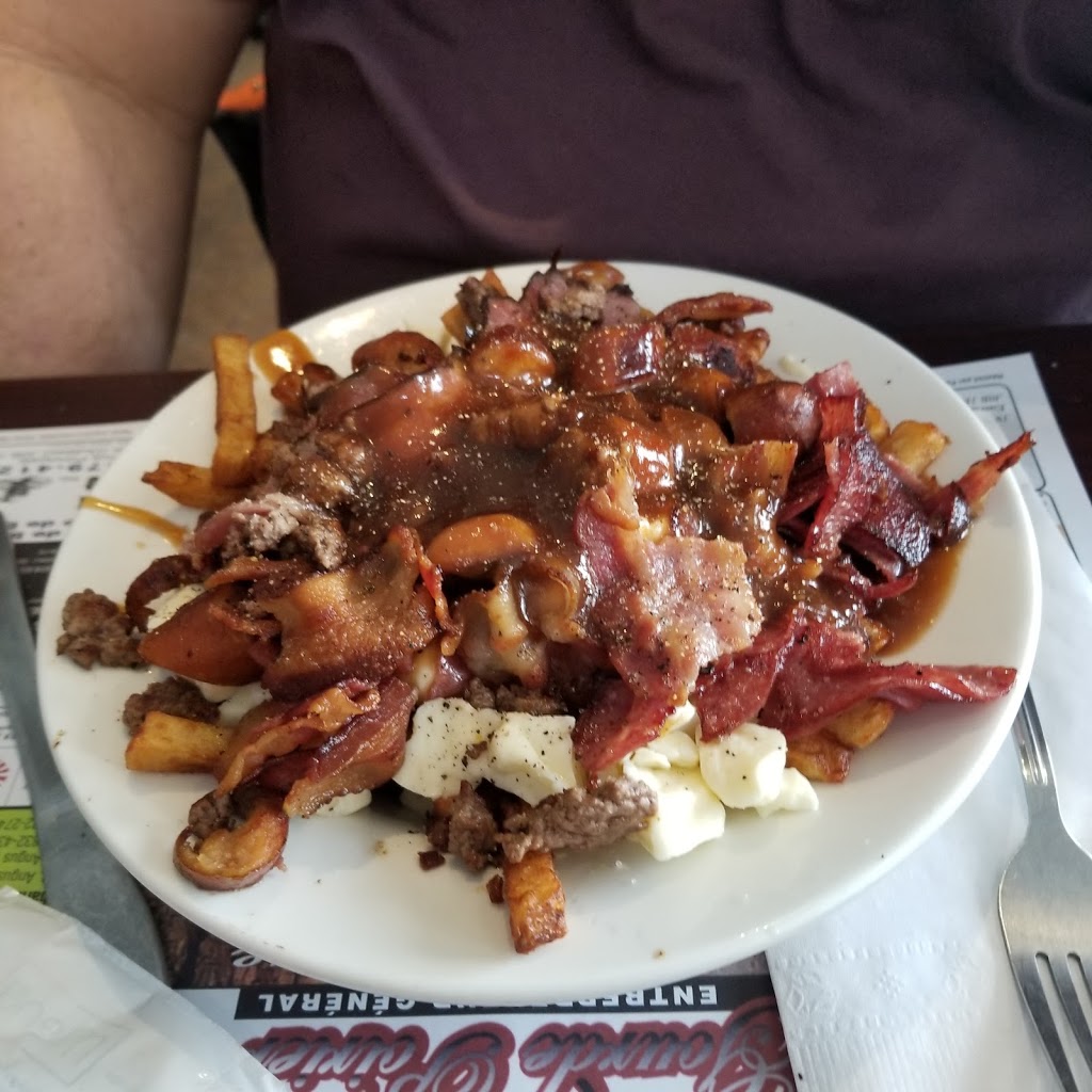 Resto bar Rive-sud | Ctre régional East Angus, Rue Angus S, East Angus, QC J0B 1R0, Canada | Phone: (819) 832-4555