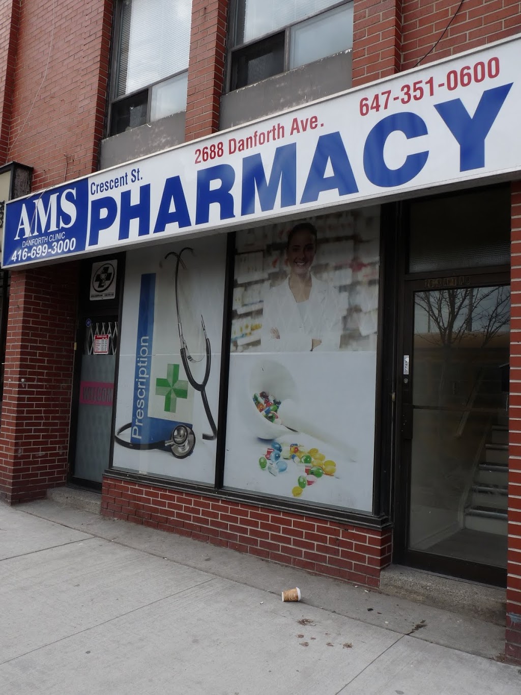 Crescent Street Pharmacy | 2688 Danforth Ave, Toronto, ON M4C 1L7, Canada | Phone: (647) 351-0600