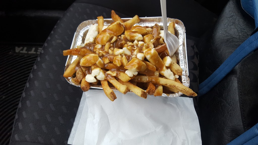 Petes Poutine | 4400-4498 Westchester Bourne, London, ON N0L, Canada | Phone: (519) 788-4273