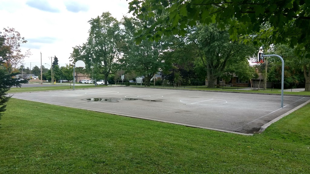 Langstaff School Park | Thornhill, Vaughan, ON L4J 1Z6, Canada