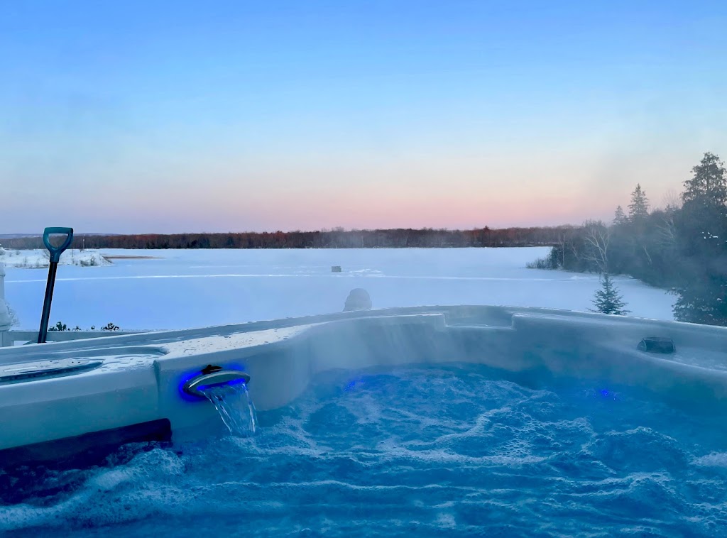 Blok Pools & Hot Tubs | 20 Bennett St, Pembroke, ON K8A 7Z8, Canada | Phone: (613) 735-6845