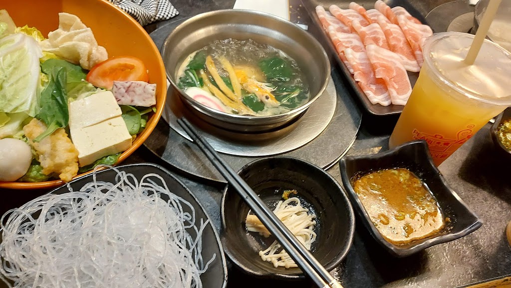 Pearl Hot Pot | 7154 Sperling Ave, Burnaby, BC V5E 2W5, Canada | Phone: (604) 516-0238