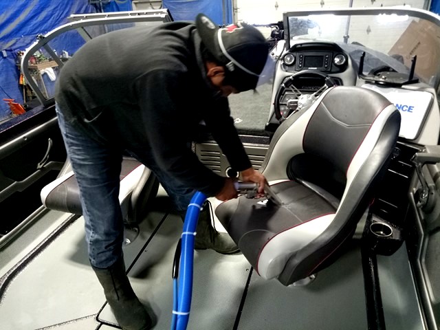 WIN Auto Glass & Auto Detailing | 539 12 Ave E, Regina, SK S4N 5T7, Canada | Phone: (306) 201-7389