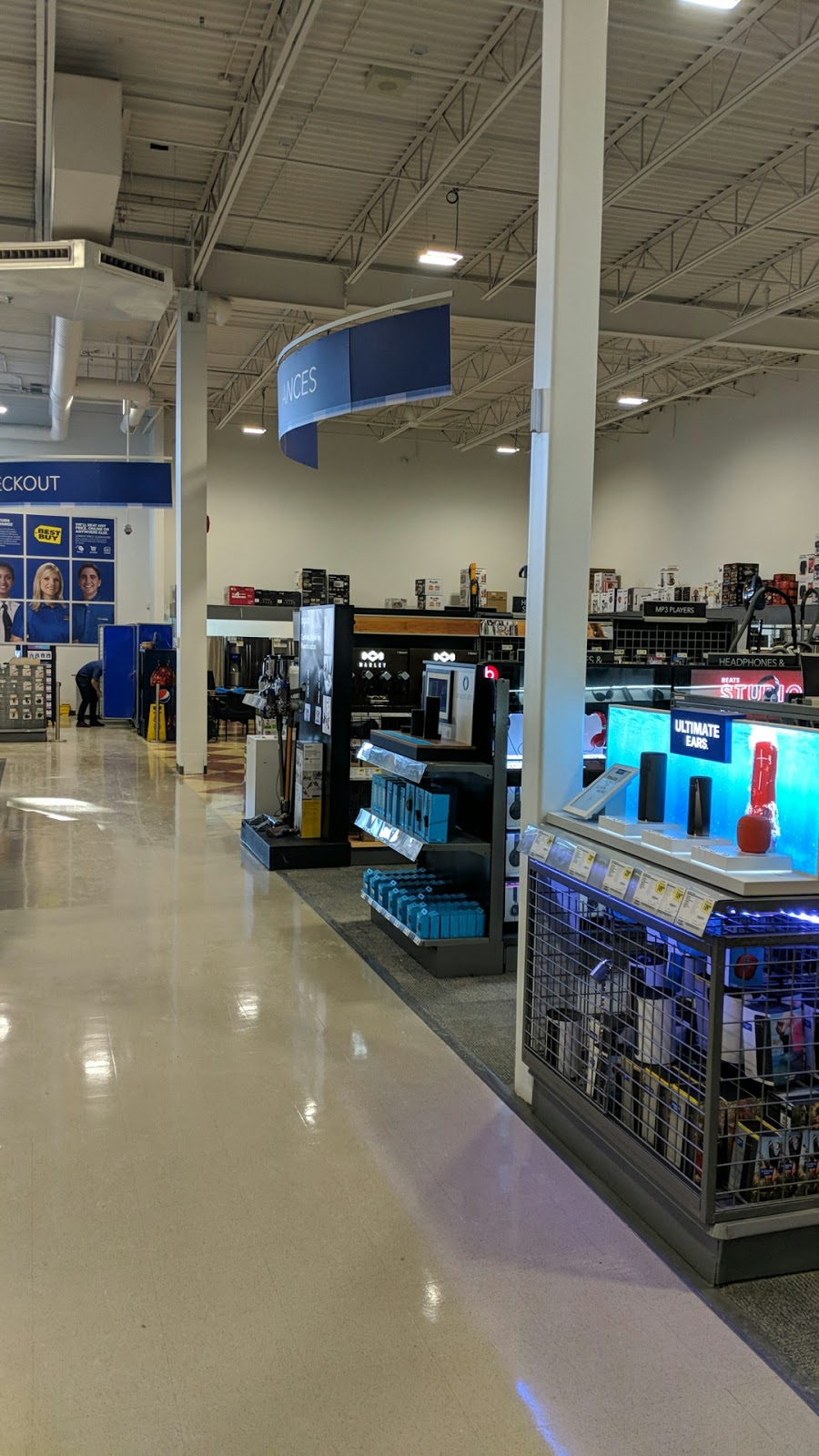 Best Buy | 1101 Lansdowne St W, Peterborough, ON K9J 7M2, Canada | Phone: (705) 741-2081