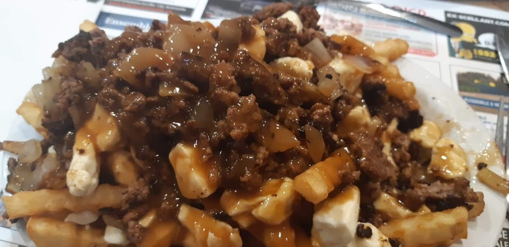 Le Gourmet | 902 Boulevard des Bois Francs S, Victoriaville, QC G6P 5V8, Canada | Phone: (819) 357-9715